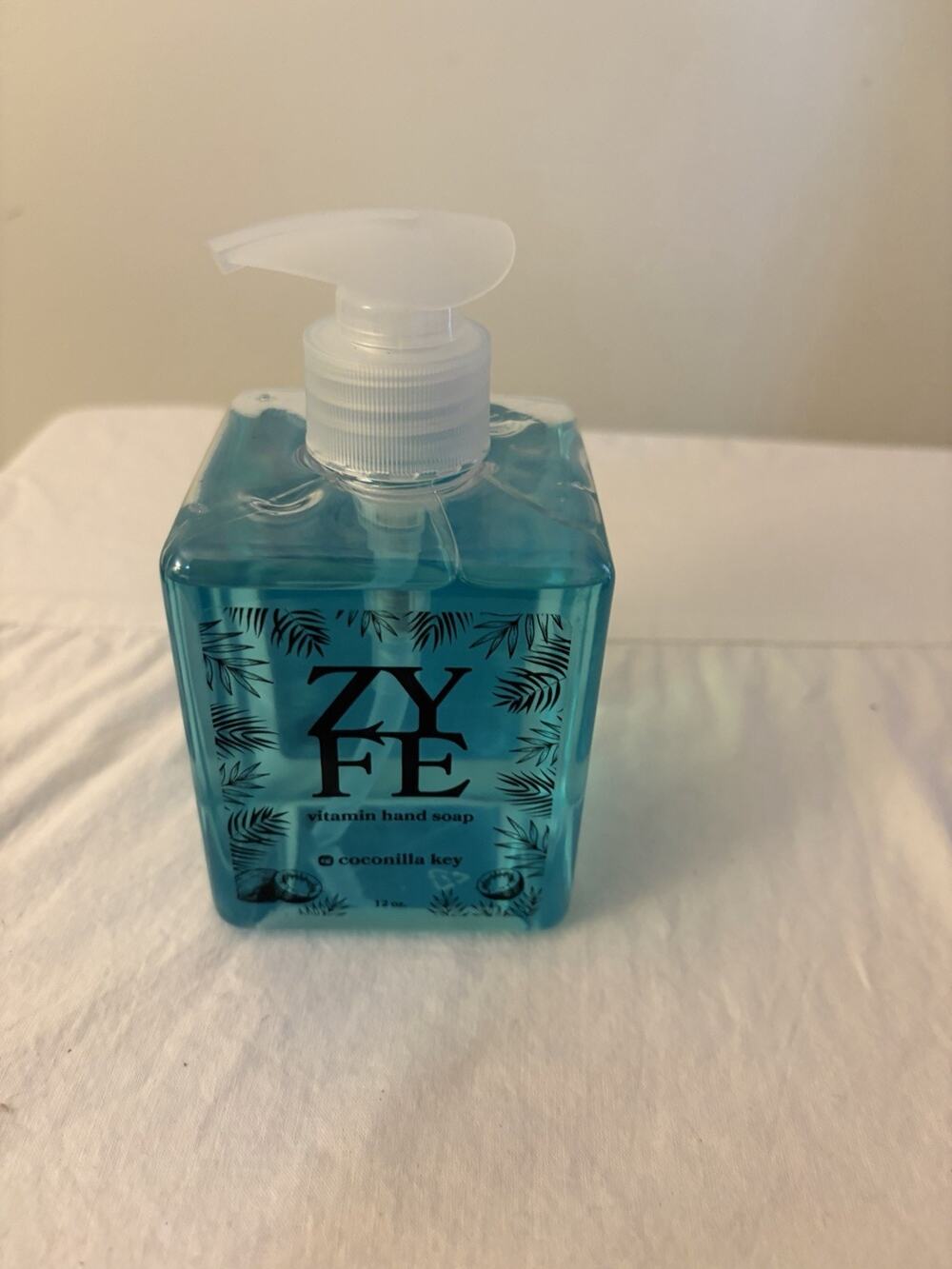 ZYFE Vitamin Hand Soap Coconilla Key 12 oz Hydration Elasticity Plant Based